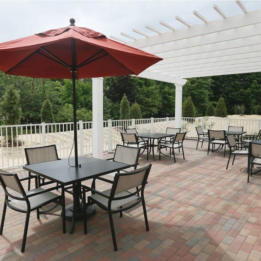 imgi_3_Anthony-Place-Yorkville-Exterior2-square-2b1eb8627a3578b6d50fa2e07dde8bf0-4sijewnghl76